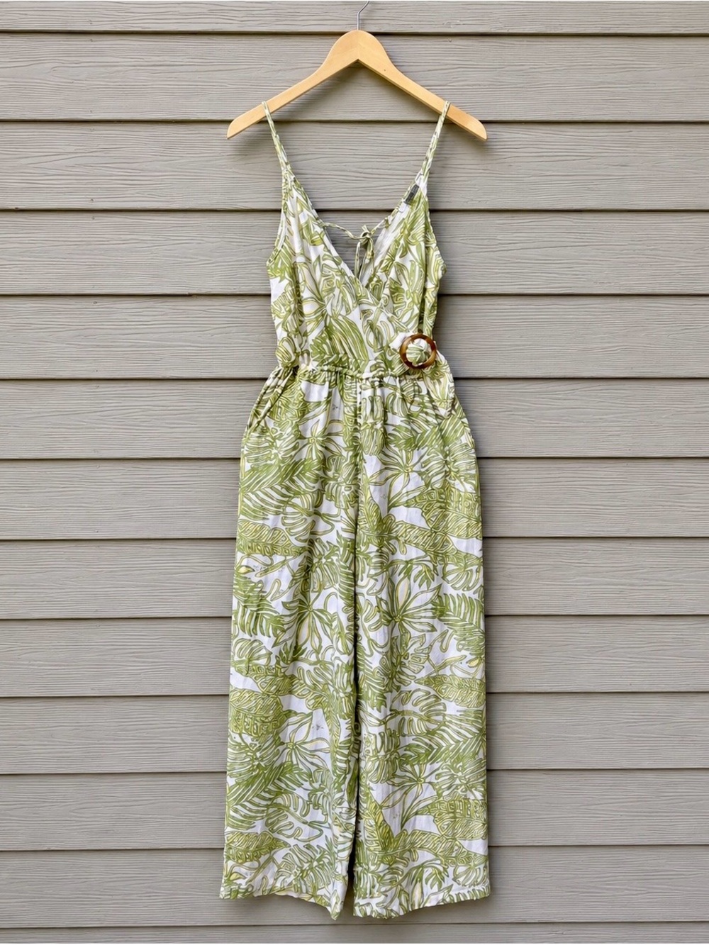 Sincerely Jules Tropical Print Jumpsuit – Size M – Green & White